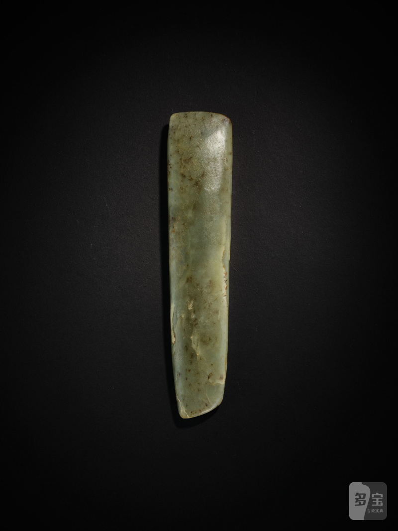 新石器時代　玉斧形器 | A JADE AXE-FORM ORNAMENT